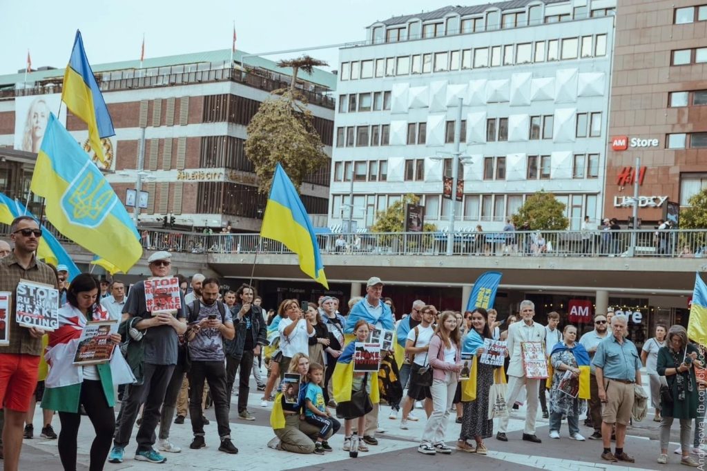 Protest demonstrations against illegal “pseudo-elections” in Ukraine’s temporarily occupied territories took place in the West